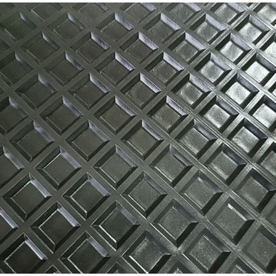 حزام ناقل من البولي فينيل كلوريد الصناعي بنمط شبكي لماكينة الصنفرة الخشبية المسطحة مع خيارات تصنيع المعدات الأصلية القابلة للتخصيص