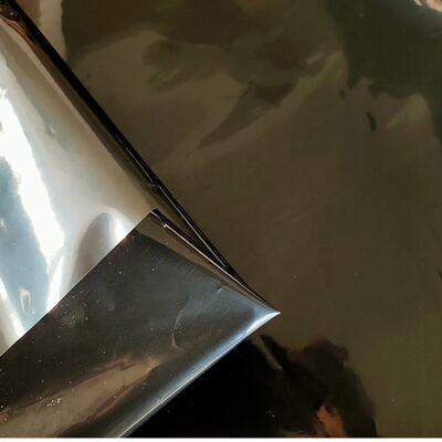 ورقة بلاستيكية من البولي إيثيلين للفراولة السوداء لفيلم تغطية الحدائق والزهور والصوبات الزراعية