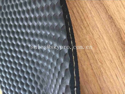 Anti - fatigue Utility Mat with Insertion Stable Pebble Pattern , Hexagon Cow Horse Stall Rubber Matting